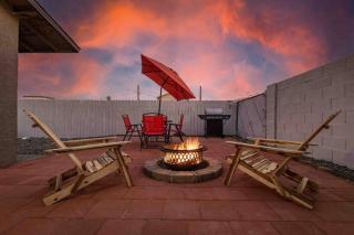 Your Tiny Downtown Home with Backyard Unit D - Phoenix - 2