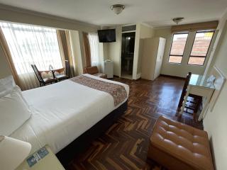 Hotel Premier - 1