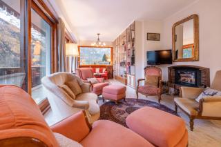 Spacious apartment with balcony in Chamonix - 8