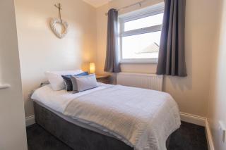 Dwellcome Home Ltd 3 Bedroom Sunderland House - see our site for assurance - 5