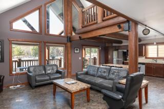 Raven Cabin - 5
