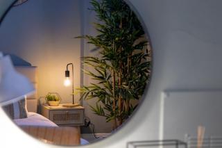 Clarence Square Penthouse - - 2