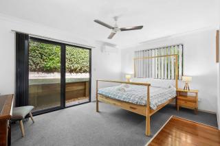 252 David Low Way - 2