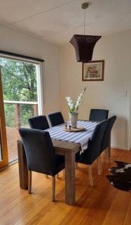 House on the Hill - Healesville - 9