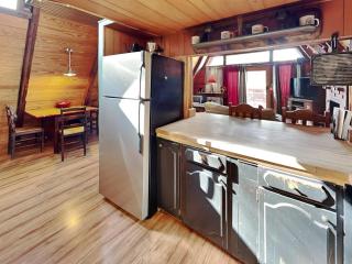 Pine Tin Inn - 1