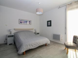Appartement T3 à Saint-Cyprien, Terrasses, Parking, 300m Plages - FR-1-309-414 - 5