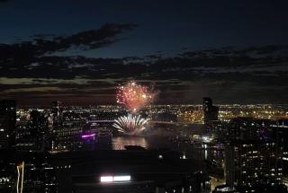 Marvellous 2-Bed High-Rise: Amazing Views, Free Parking - Melbourne - 7