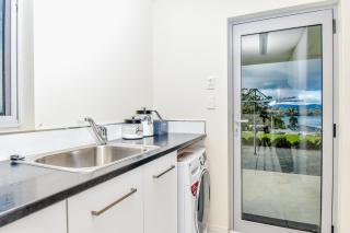 Paradise Point - Entire home in Clarence Point, Tasmania Australia, 10 guests 7 bedrooms 7 beds 3 baths - Clarence Point - 7