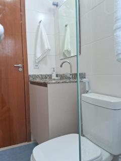 Lindo apto de 2 quartos e 1 banheiro c/ garagem - 2