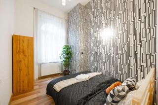 Spacious & Cozy Central Apartment w/ Terrace - Budapest - 6
