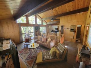 Cresta Lunar- Cozy and Modern 2 Bedroom Cabin - 7