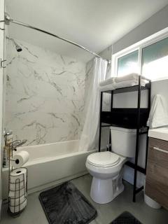 The Hudson Suite Spot - Studio Apt Close to ASU - Tempe - 8