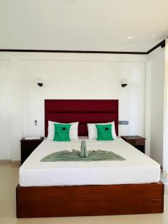 Lemazone Inn - Mirissa - 1
