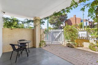 Stroll To Fremantle's Core Studio Apartment - Fremantle - 5