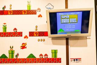 USJ 2 stops, Umeda&Dotonbori 8mins, Mario&Famicon SV2 - Osaca - 6
