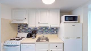 Willow Bay Resort - 2