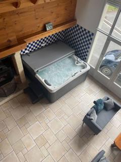 Logement 6 personnes avec SPA - Essômes-sur-Marne - 2