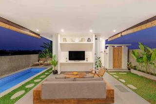 Brand New 3BR En-suite Villa Rice field View Bliss - Munggu - 0