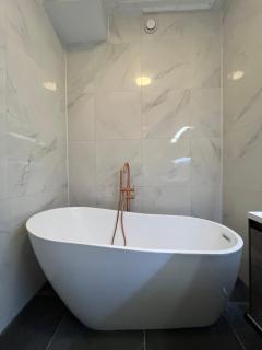 Artistic independent apartment, City Centre Dordrecht - 4