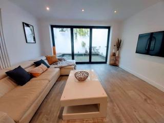 Spacious 4 Bedroom House - Leamington Spa - 0