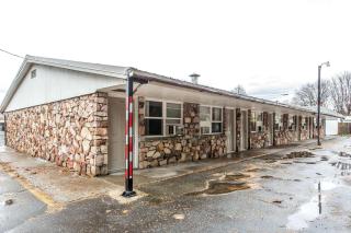 Rodeway Inn La Grande - Island City - 9