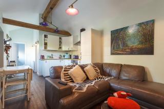 The Stables - 2 bed with large garden and hot tub. - Sway - 2