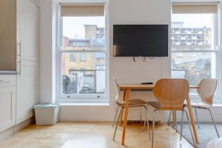 Bright and Spacious 1BD Flat - Camden - 9