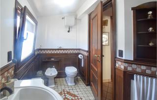 Stunning Apartment In Palestrina - 3