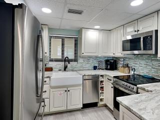 Sunbird Beach Resort 1207 West - 2