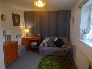 Silverstone White House - 1