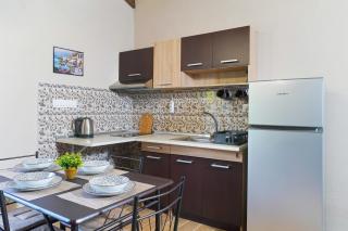 Mulberry Apartment - 1