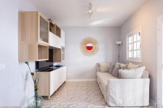 Home2Book Stunning Beachfront House With Sea Views - Candelaria - 4