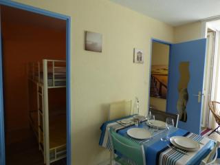 Charmant T2, cabine, parking, Les Balcons de la Méditerranée, Narbonne Plage - 2