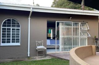 389b Beautiful Bachelor Cottage - Joanesburgo - 3