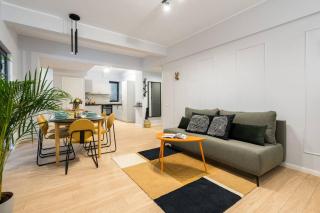Sunny 4BR Flat - Top Location - Charming Balcony - Bucareste - 6