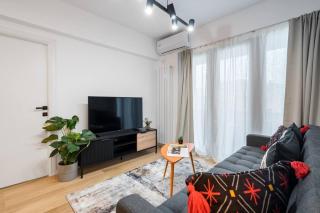 Sunny 2BR Flat - Top Location - Charming Balcony - Bucharest - 9