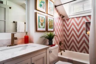 Prime Spot! Perfect for Families! Backyard Bliss - Charlotte - 2