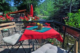 House By The River - Teteven - 0