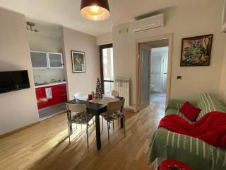 A Casa di Amici - intero appartamento - Free parking - wi-fi - 6