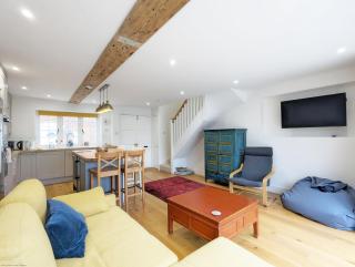 The Hive - Pet Friendly House - Emsworth - 5