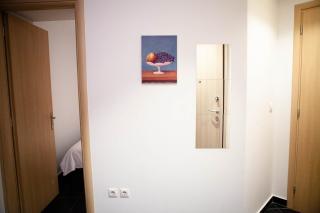 Warm & Trendy Apartment - 1