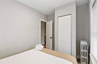 Cozy 2BR Apt - Perfect for a Seamless Stay - Montrose 1A - 6