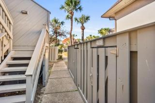 408 Capt John Fripp II - Fripp Island - 1