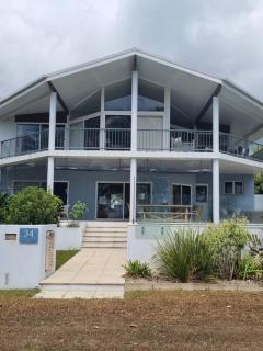 Salt on South - Beachfront Bliss - 5