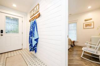 Newly Available Lakefront Retreat; Private Beach Access - South Haven - 4
