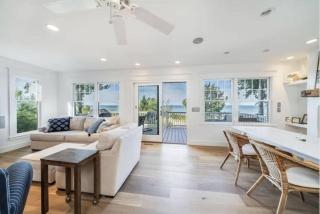 Newly Available Lakefront Retreat; Private Beach Access - South Haven - 0