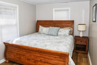 Lake Norman Getaway with 4 Beds - - 6