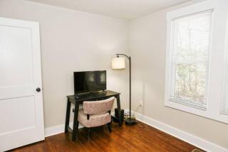 Sunny Hill Cottage with 4 Beds - Lincolnton - 3