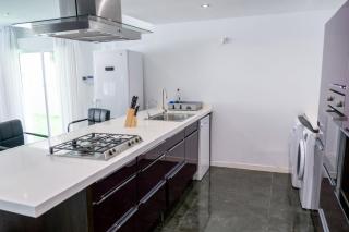 VILLA 5 PLAYA A 2 MINUTOS - 2