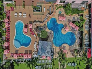 Beautiful Beach Condo Beach Service 1020 - 1